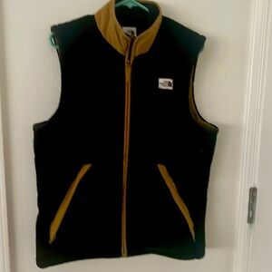 Mens Size Medium some wear